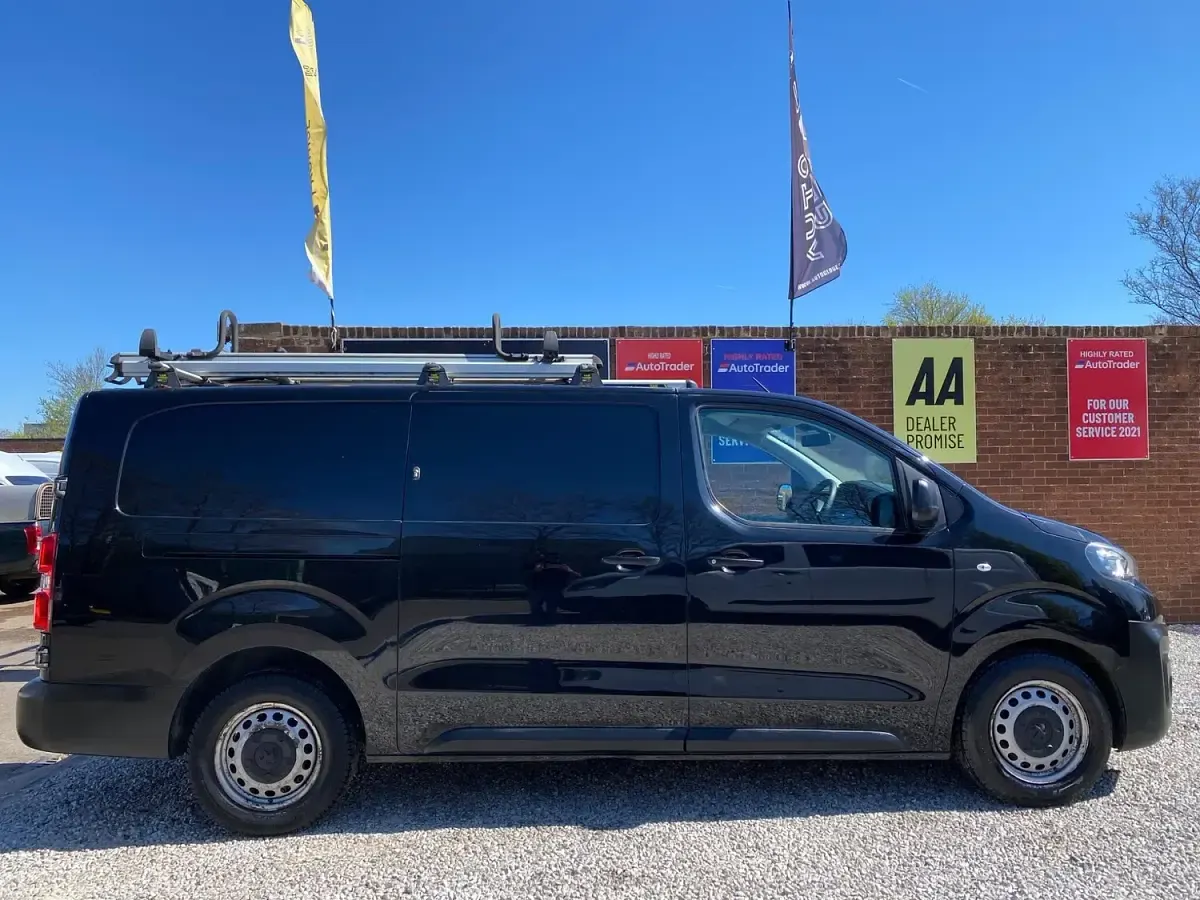 Used Peugeot Expert 2019 Black Van