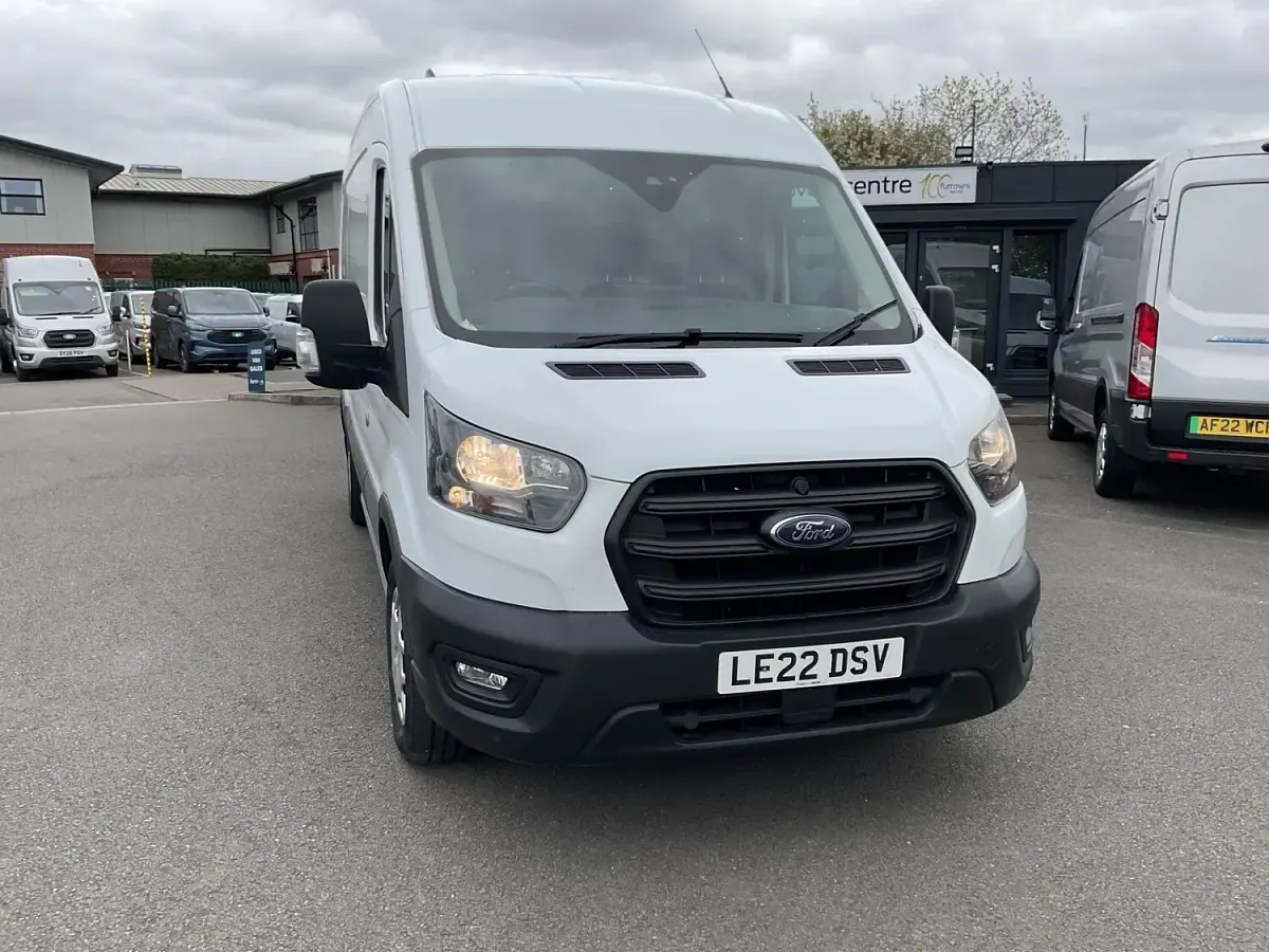 Used Ford Transit Trend 130 HP (95 kW) 2022 White Van