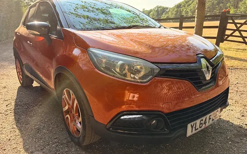 Used Renault Captur Dynamique 90 HP (66 kW) 2015 SUV