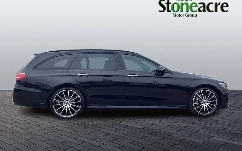 Used Mercedes E220 AMG line 194 HP (142 kW) 2020 Black Estate