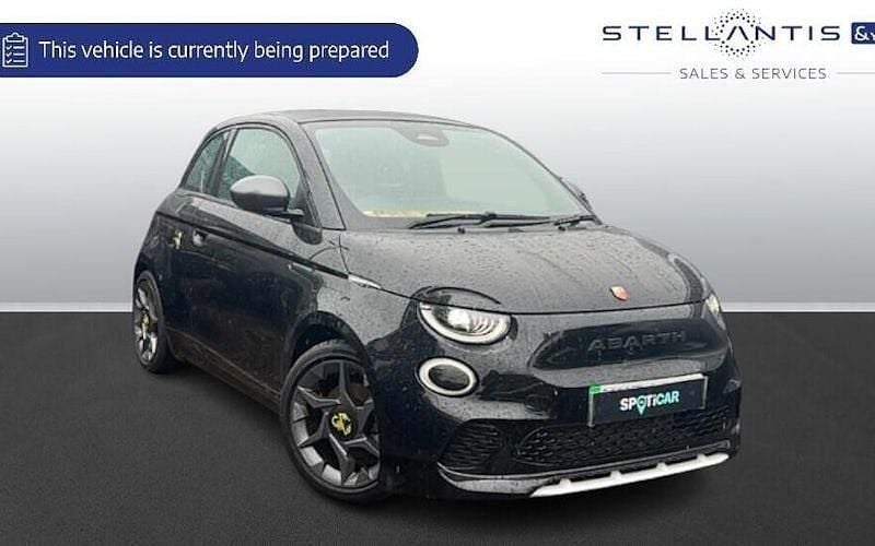 Used 2023 Abarth 500e Hatchback | £27,034 (Fair price) - Image 1/1