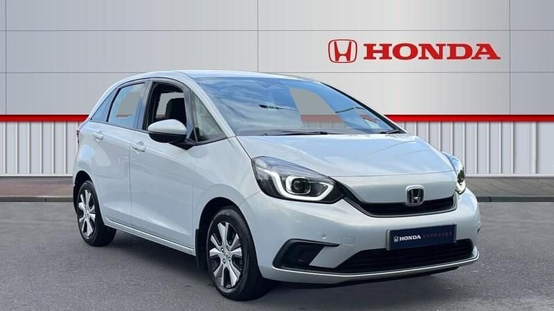 Used Honda Jazz Hybrid 109 HP (80 kW) 2021 White Hatchback