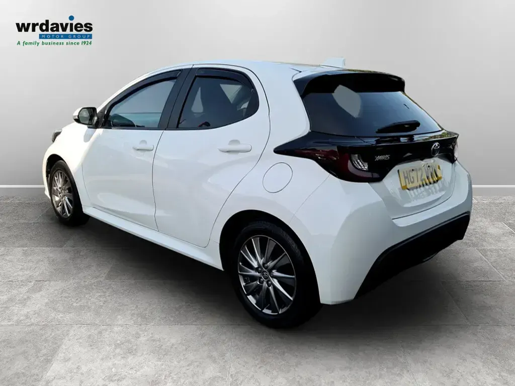 Used Toyota Yaris 2023 White Hatchback
