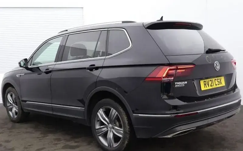 Used VW Tiguan Allspace SEL 150 HP (110 kW) 2021 Black SUV