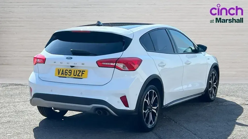 Used Ford Focus Active X 125 HP (91 kW) 2020 White Hatchback