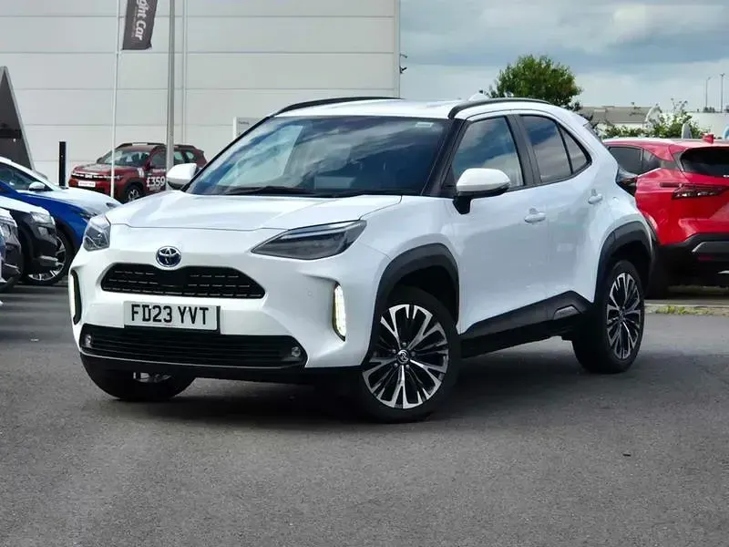 Used Toyota Yaris Cross 2023 White SUV