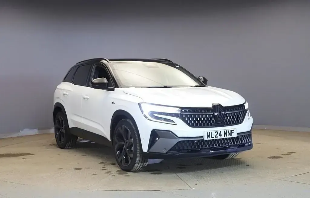 Usado Renault Austral Techno Esprit Alpine 200 HP (147 kW) 2024 Branco SUV