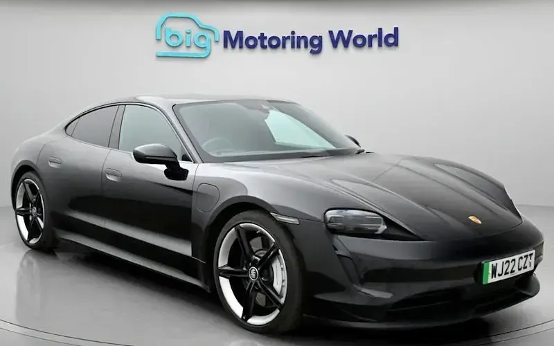 Usado Porsche Taycan Performance Package 350 kW (476 HP) 2022 Sedan