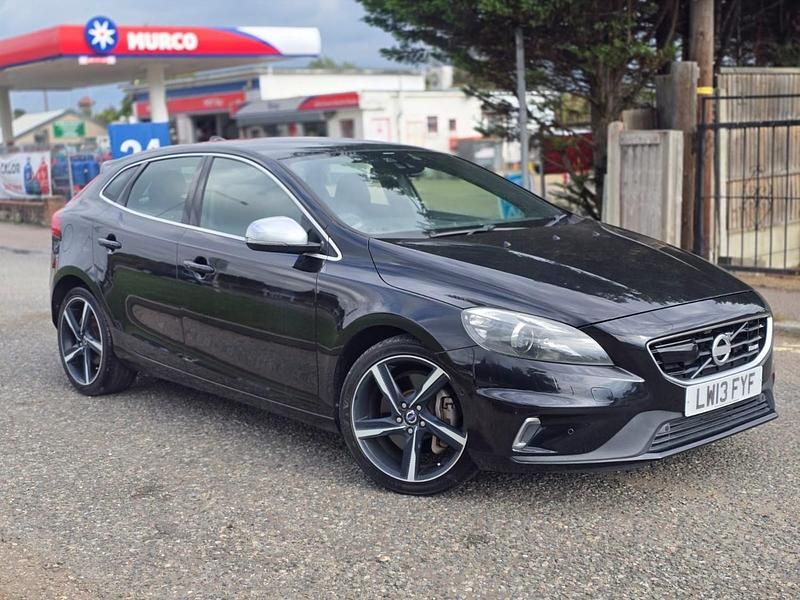 Black Used 2013 Volvo V40 R-Design Estate | £7,995 (Good price) - Image 1/4