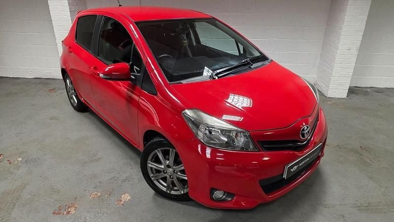 Used Toyota Yaris Multidrive S 2012 Red Hatchback