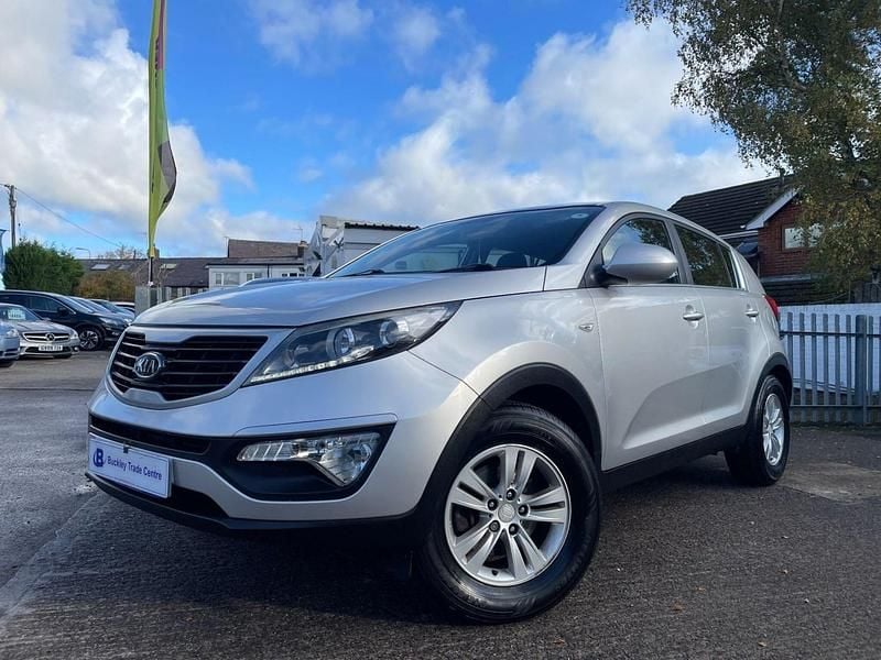 Silver Used 2011 Kia Sportage SUV | £4,000 (Fair price) - Image 1/4
