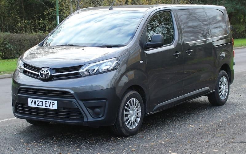 Grey Used 2023 Toyota Proace MPV | £18,500 (Fair price) - Image 1/4