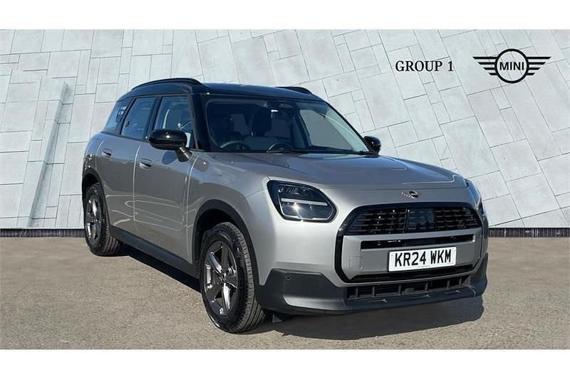 Melting silver iii Used 2024 Mini Countryman Classic SUV | £27,850 (Fair price) - Image 1/4