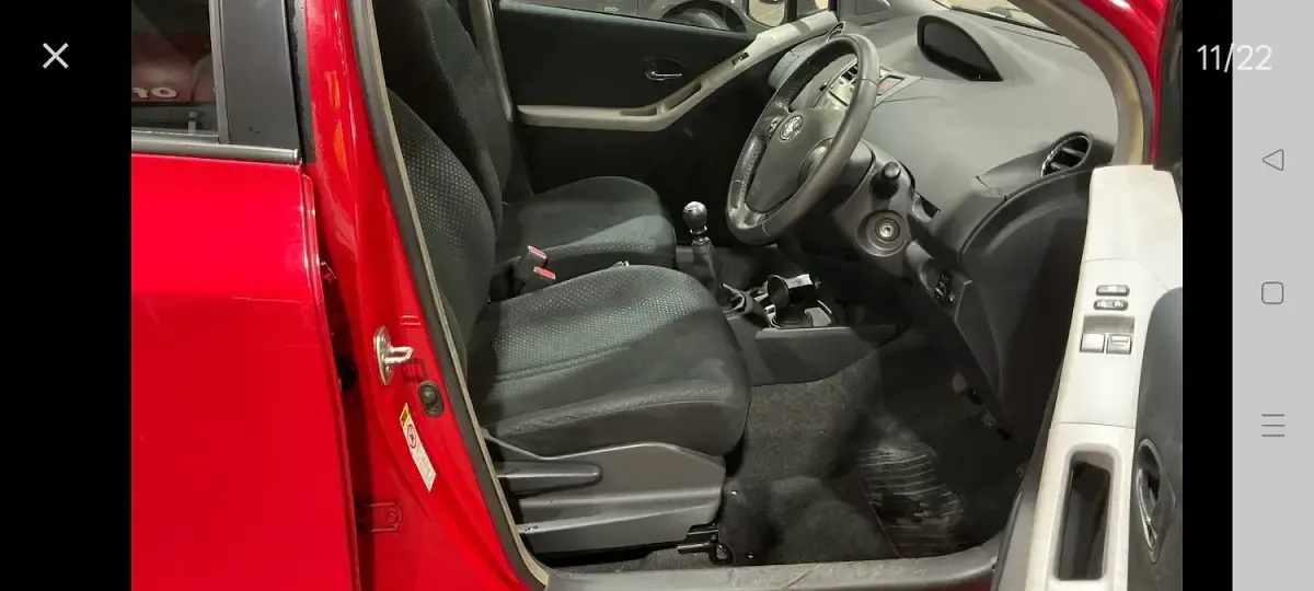 Used Toyota Yaris 101 HP (74 kW) 2010 Red Hatchback