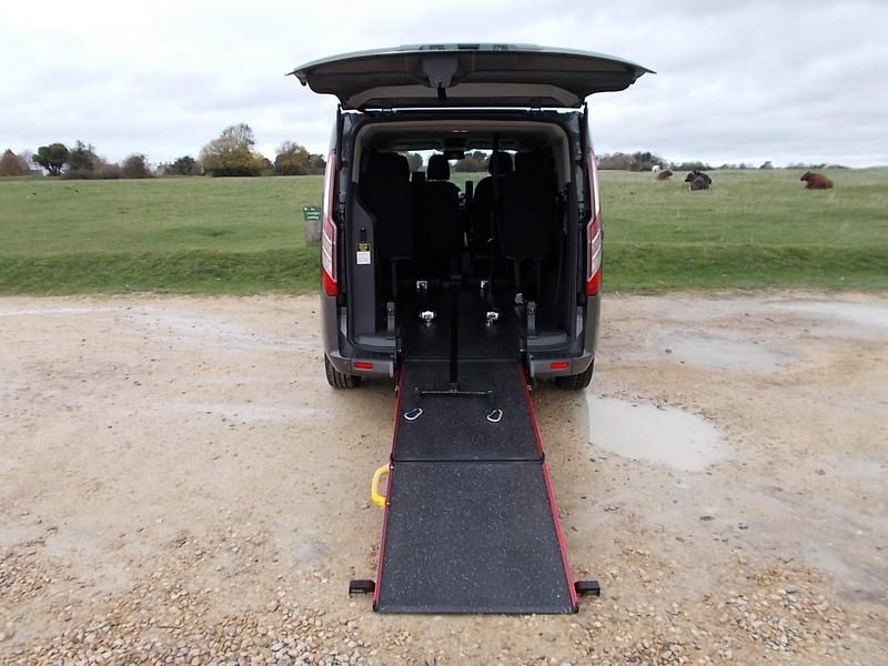 Used Ford Tourneo 2018 Grey MPV