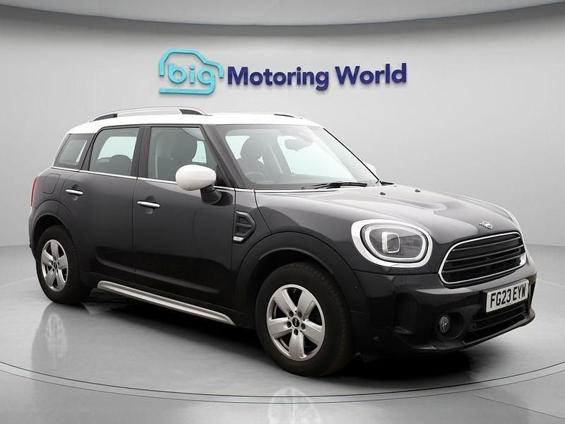 Black Used 2023 Mini Cooper Countryman Classic SUV | £21,018 (Super price) - Image 1/4