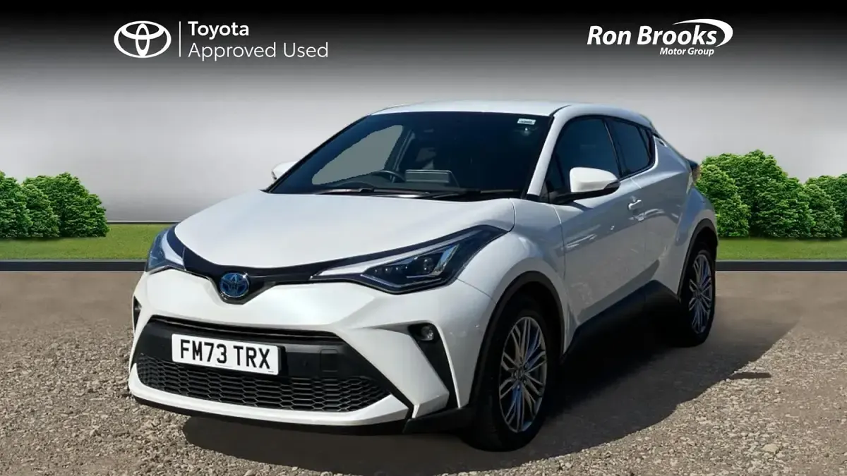 Used Toyota C-HR 2023 White SUV