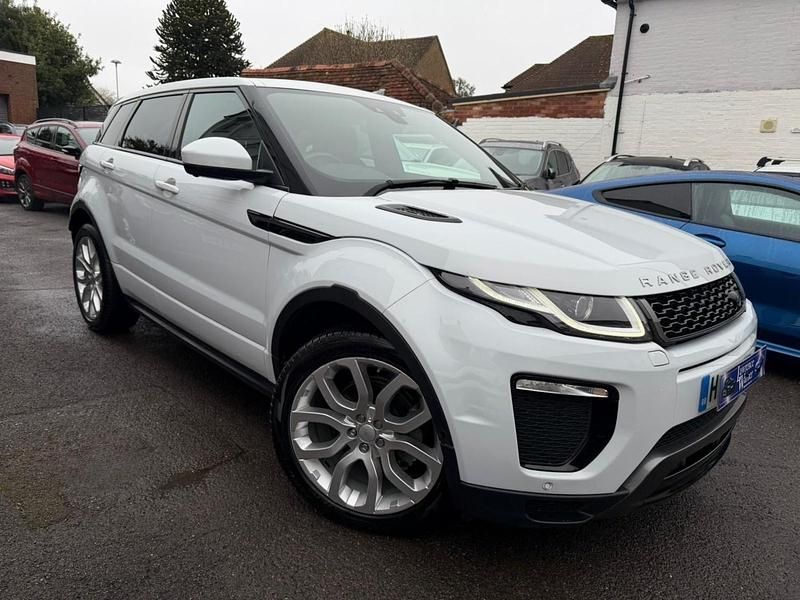 Used Land Rover Range Rover evoque HSE Dynamic 2018 White Estate