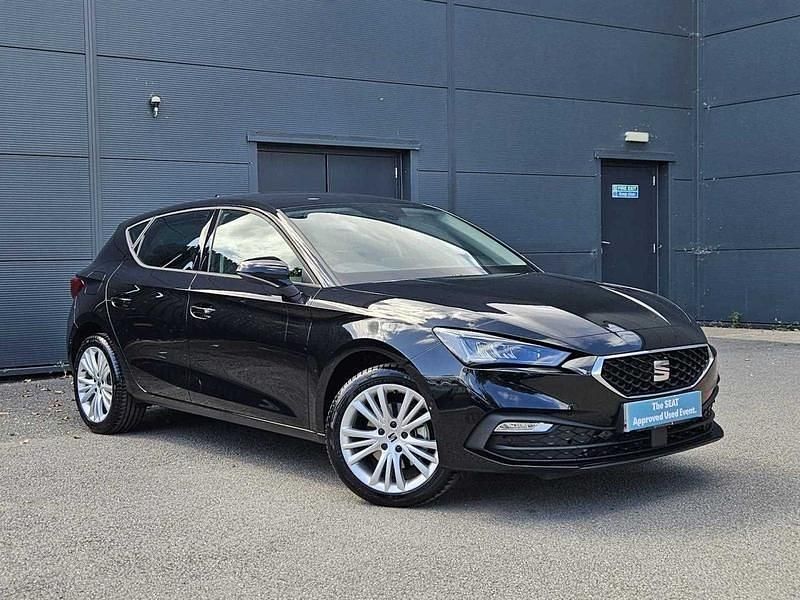 Black Used 2025 Seat Leon SE Dynamic Hatchback | £20,650 (Fair price) - Image 1/4
