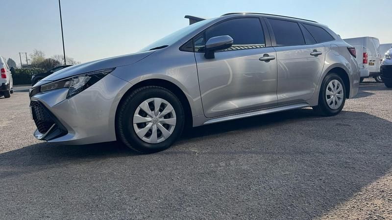 Used Toyota Corolla 120 HP (88 kW) 2022 Silver