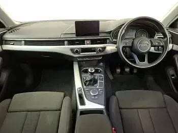 Used Audi A4 Sport 150 HP (110 kW) 2017 Silver Estate