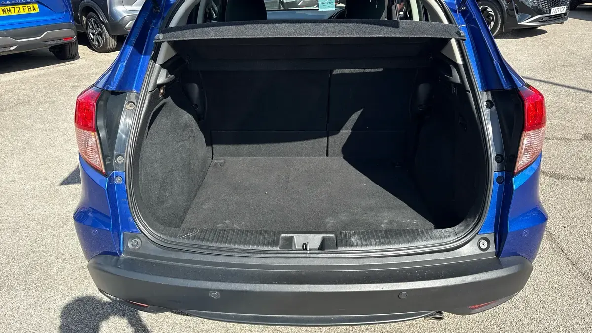 Used Honda HR-V SE 120 HP (88 kW) 2018 Blue SUV