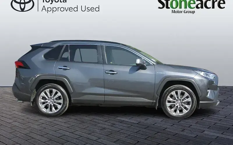 Used Toyota RAV4 222 HP (163 kW) 2025 SUV