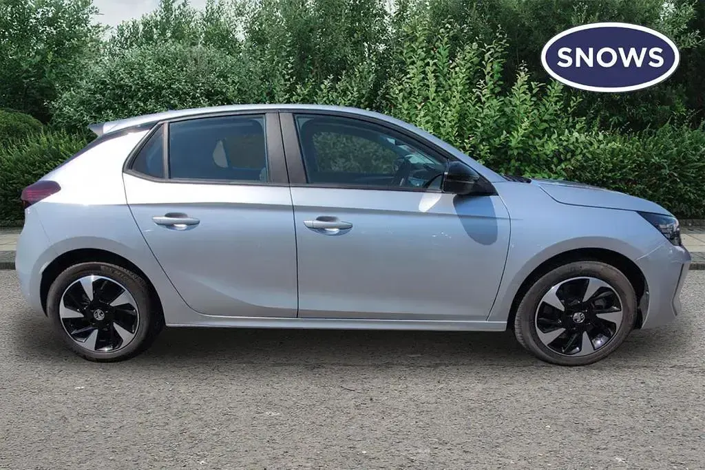 Used Vauxhall Corsa-e Design Edition 50 kW (68 HP) 2024 Hatchback