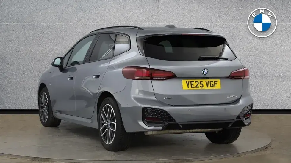 Usado BMW 230e Active Tourer M Sport 322 CV (236 kW) 2025 Gris Monovolumen