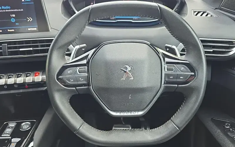 Used Peugeot 3008 Active+ 131 HP (96 kW) 2023 Grey SUV