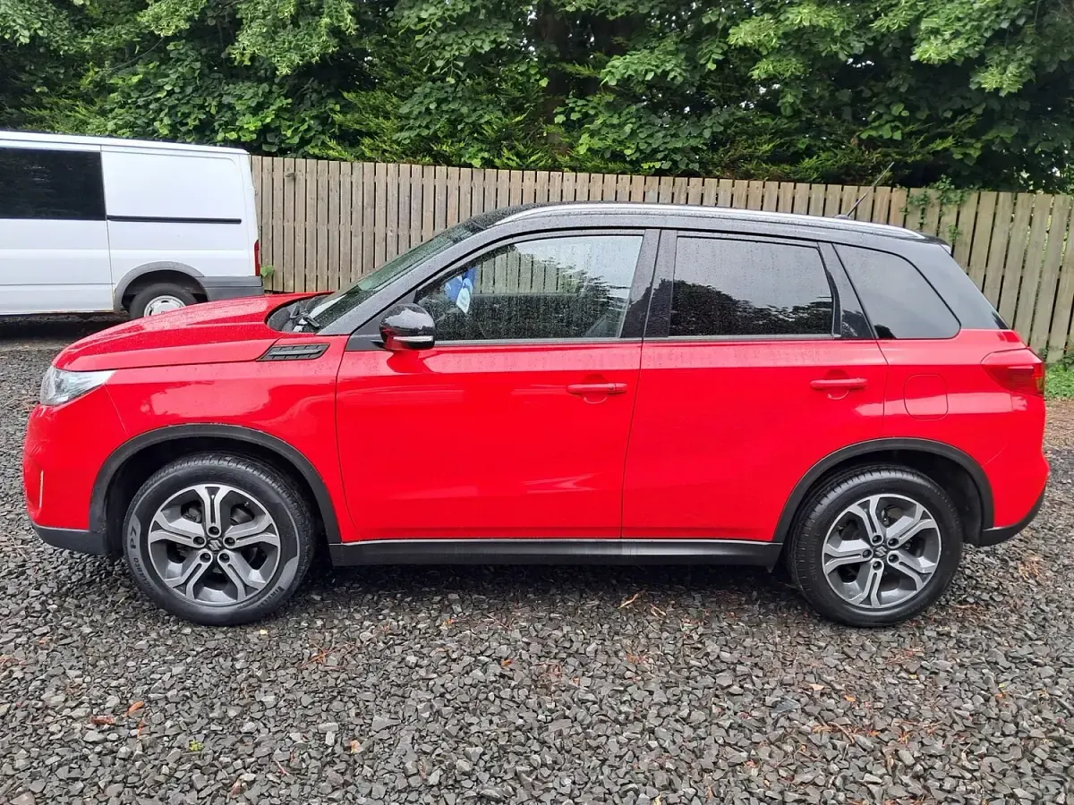 Used Suzuki Vitara SZ5 120 HP (88 kW) 2017 Red SUV