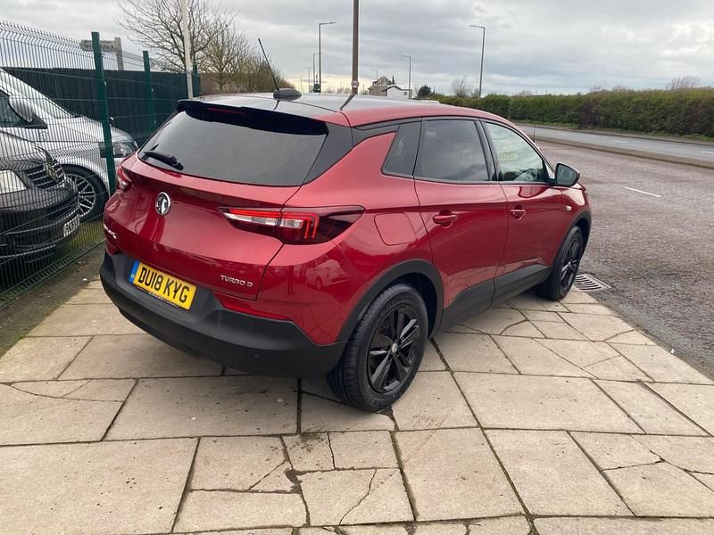 Used Vauxhall Grandland X 2018 Red SUV