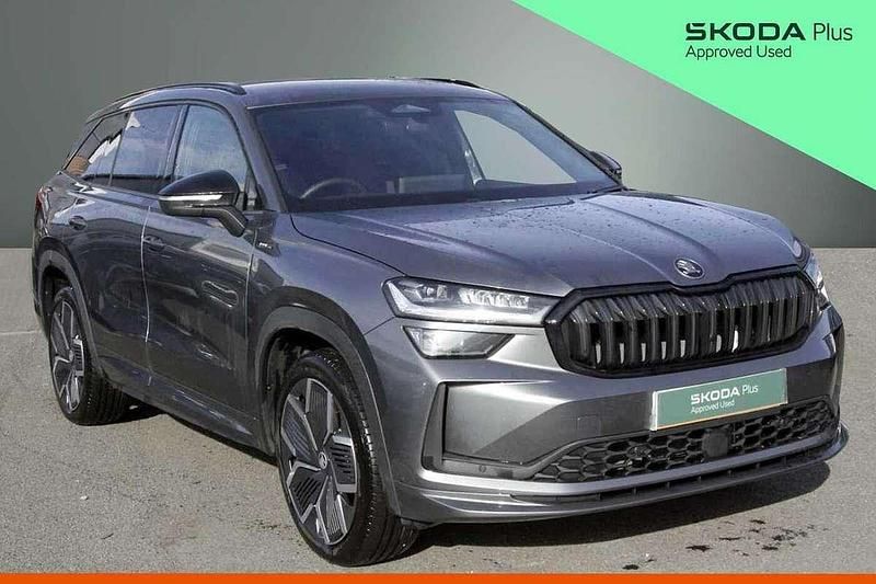 Grey Used 2025 Skoda Kodiaq SportLine SUV | £39,695 (Expensive) - Image 1/4