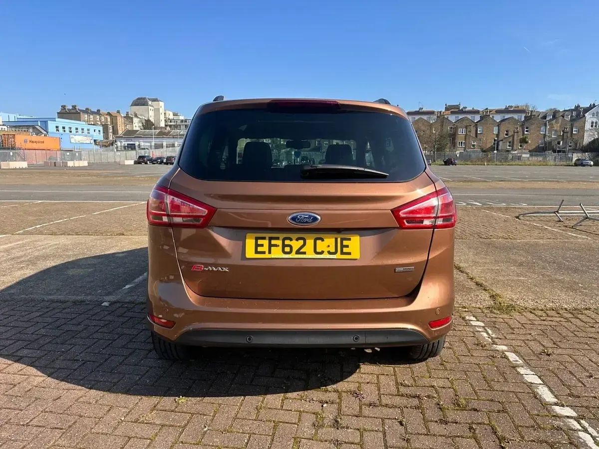 Used Ford B-MAX Titanium 120 HP (88 kW) 2012 Gold MPV