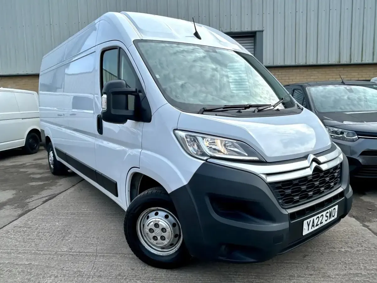 Begagnad Citroën Relay 140 HK (102 kW) 2022 Vit Van