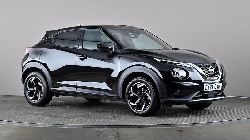Black Used 2024 Nissan Juke N-Connecta SUV | £14,298 (Fair price) - Image 1/4