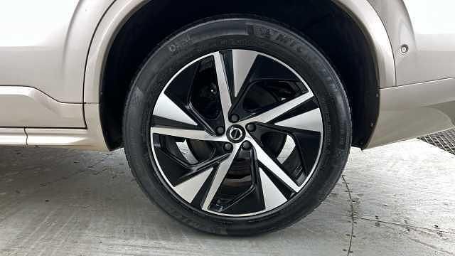 Used Volvo XC90 Plus 232 HP (170 kW) 2023 SUV