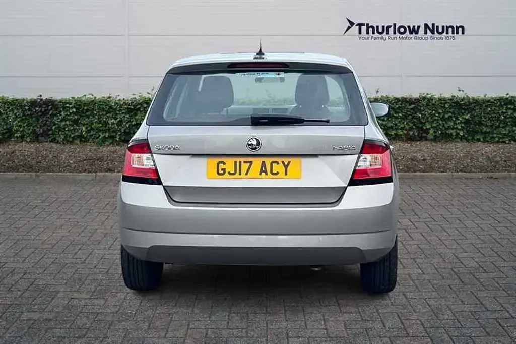 Used Skoda Fabia 60 HP (44 kW) 2017 Beige Hatchback