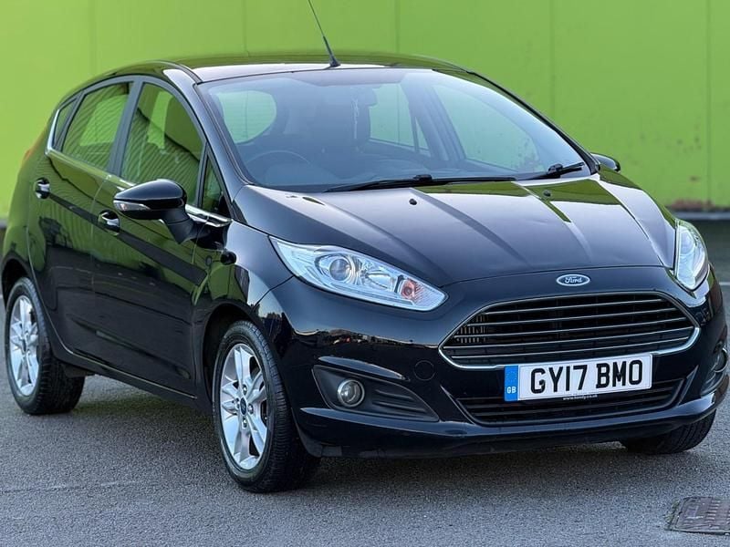 Black Used 2017 Ford Fiesta Zetec Hatchback | £3,500 (Super price) - Image 1/4