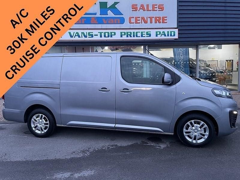 Used Vauxhall Vivaro Sportive 120 HP (88 kW) 2021 Grey MPV