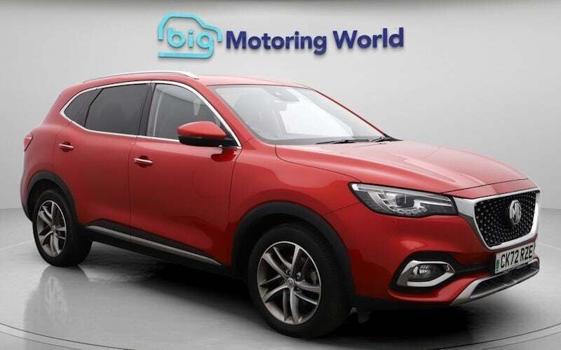 Red Used 2022 MG HS Exclusive SUV | £16,700 (Fair price) - Image 1/4