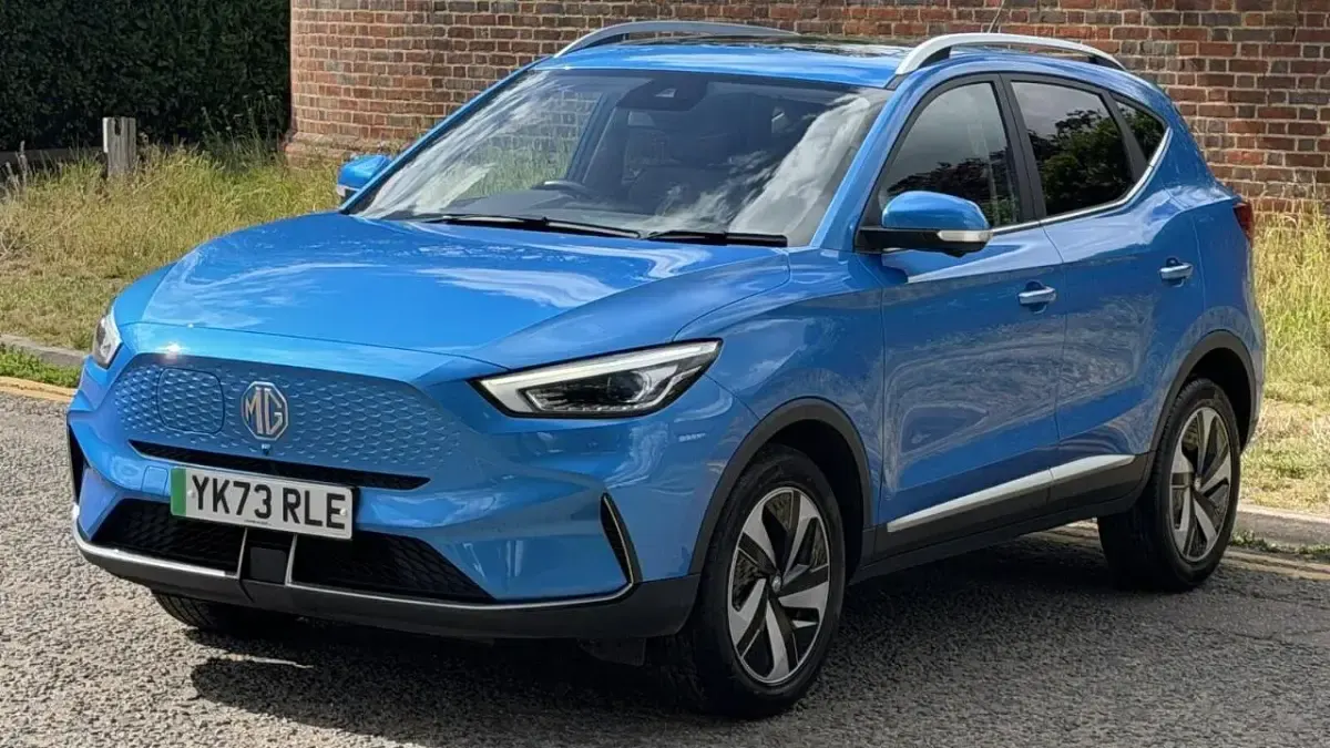Used MG ZS Trophy Connect 114 kW (156 HP) 2024 Blue SUV