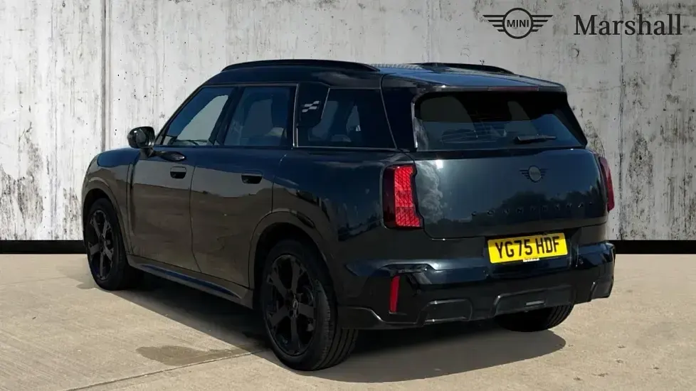 Used Mini Countryman Sport 170 HP (125 kW) 2025 Legend grey SUV