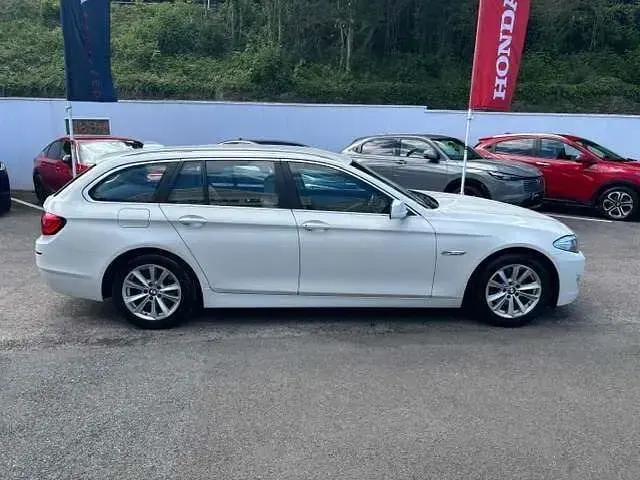 Used BMW 520 Comfort Edition 2011 White Estate