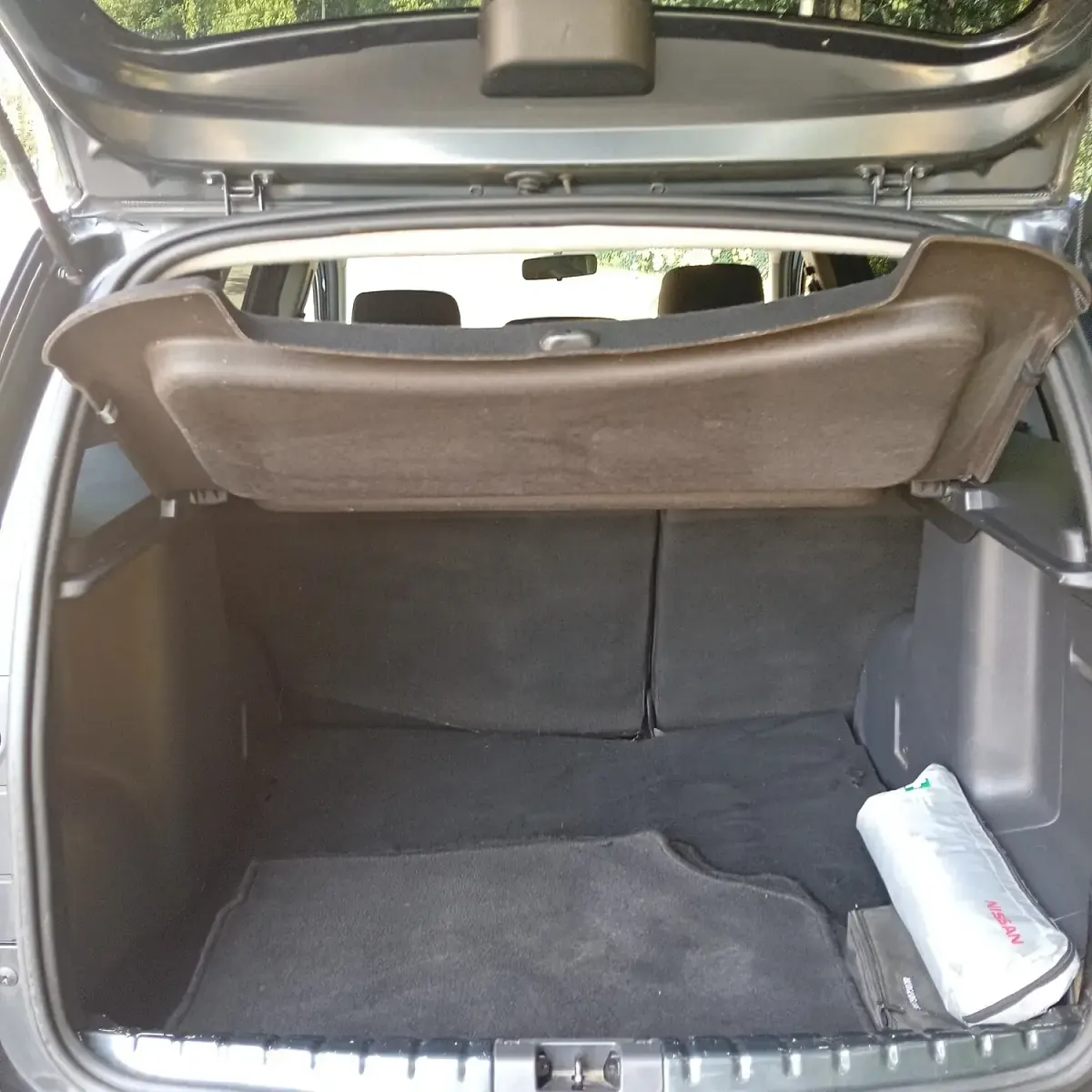 Used Dacia Duster Lauréate 110 HP (80 kW) 2015 Grey SUV