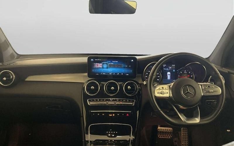 Used Mercedes GLC220 AMG line 194 HP (142 kW) 2022 Estate