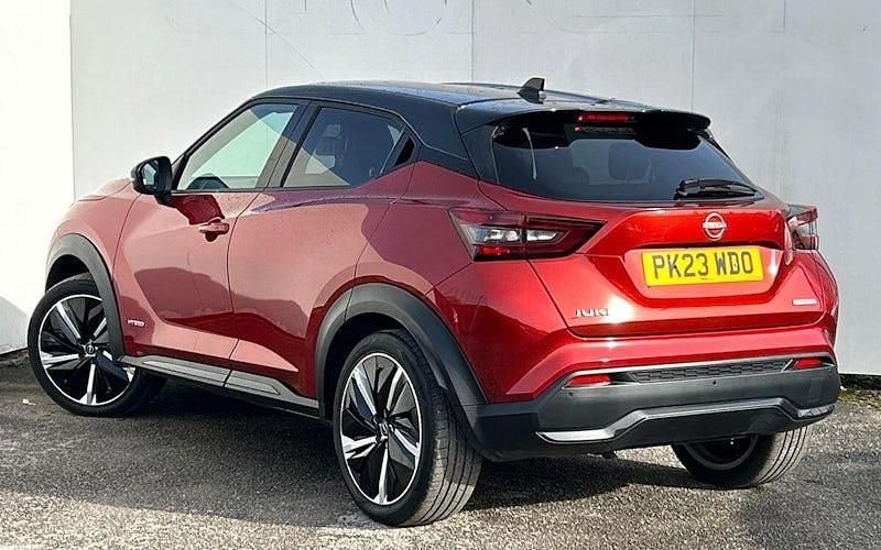 Used Nissan Juke Tekna+ 143 HP (105 kW) 2023 Red SUV