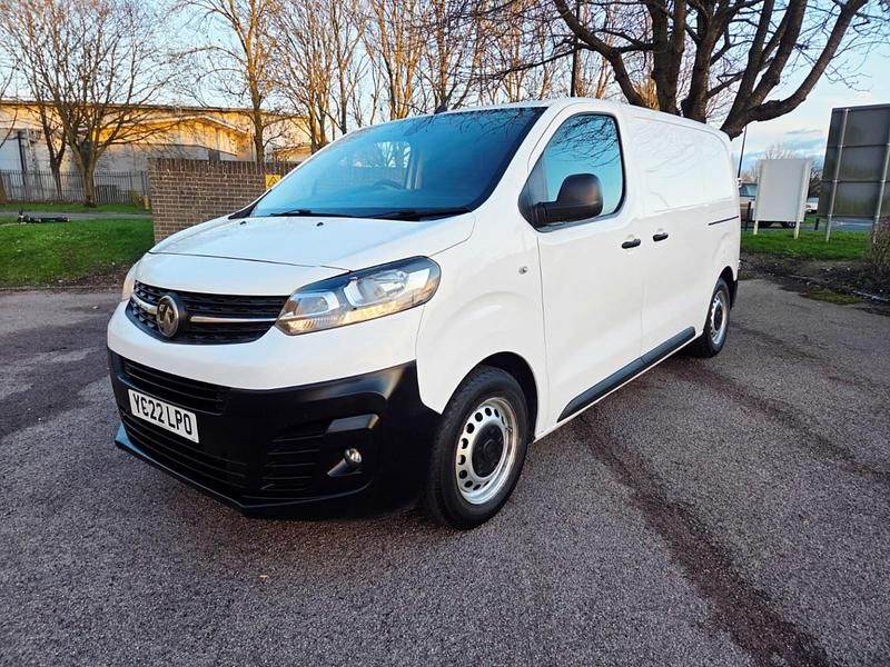 Used Vauxhall Vivaro 2022 White MPV