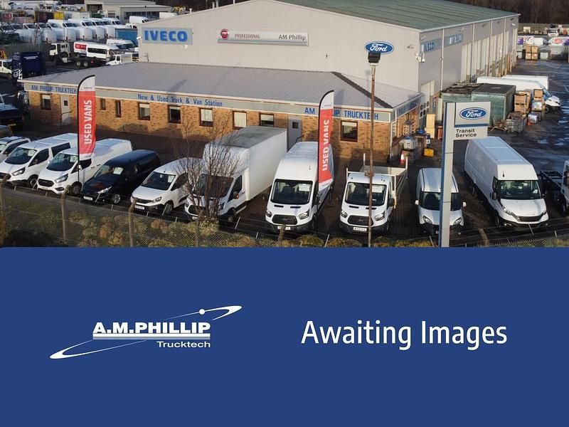 Used Ford Transit Connect Trend 100 HP (73 kW) 2022 White MPV