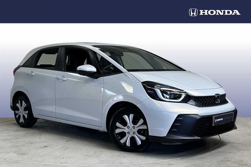 Sunlight white Used 2024 Honda Jazz Elegance Hatchback | £21,298 (Fair price) - Image 1/4